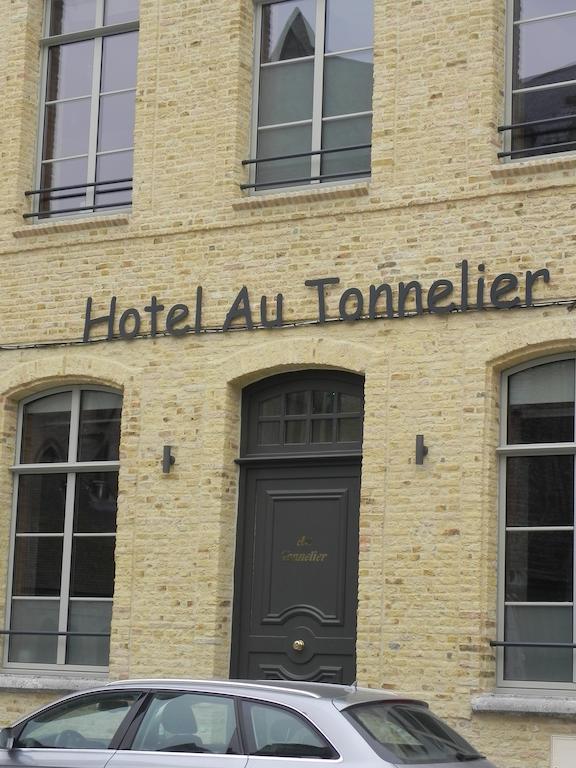 Hotel - Restaurant Au Tonnelier Bergues Esterno foto